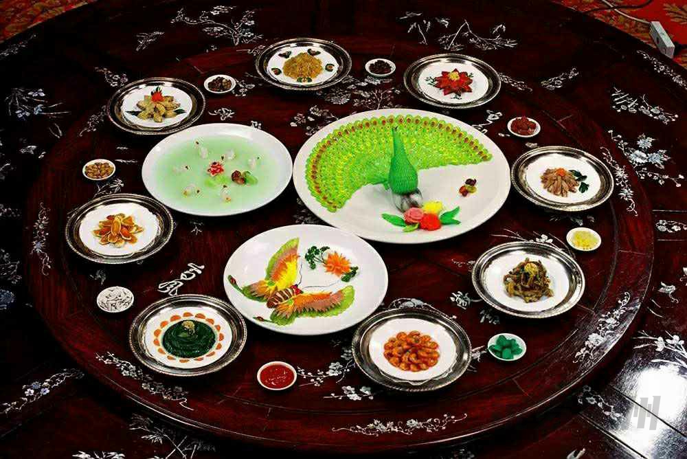 《中国淮扬菜》红楼宴：  一品大观